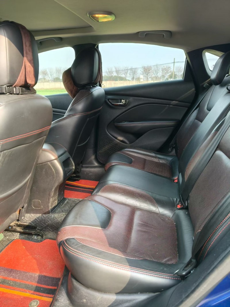 杭州15年菲亚特致悦5