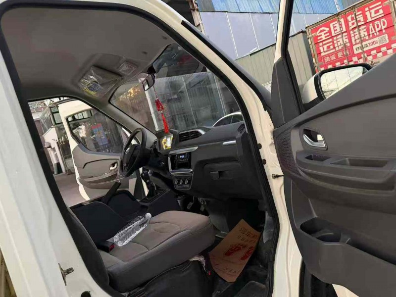 徐州22年飞碟箱货货车6