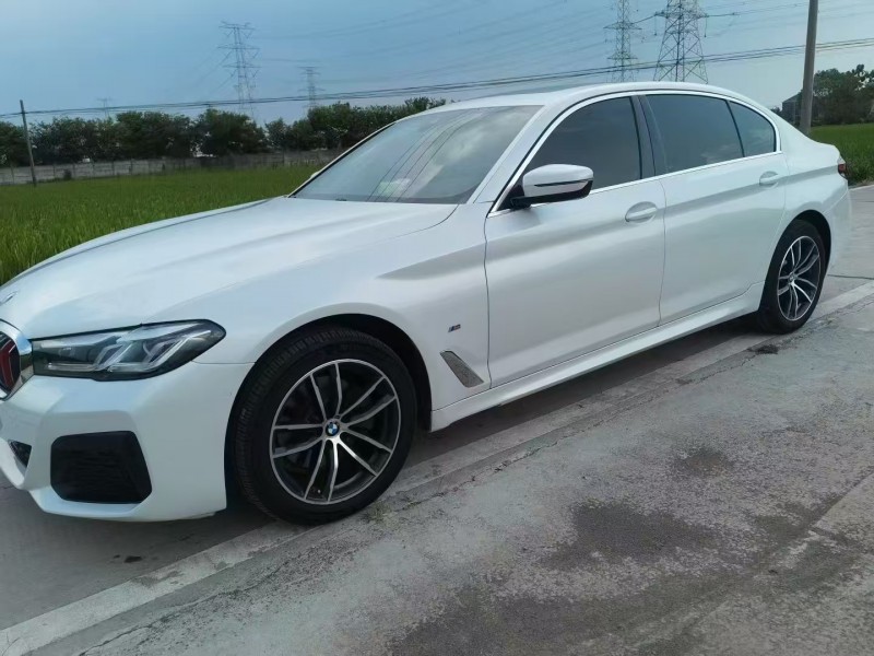 杭州22年宝马5系3