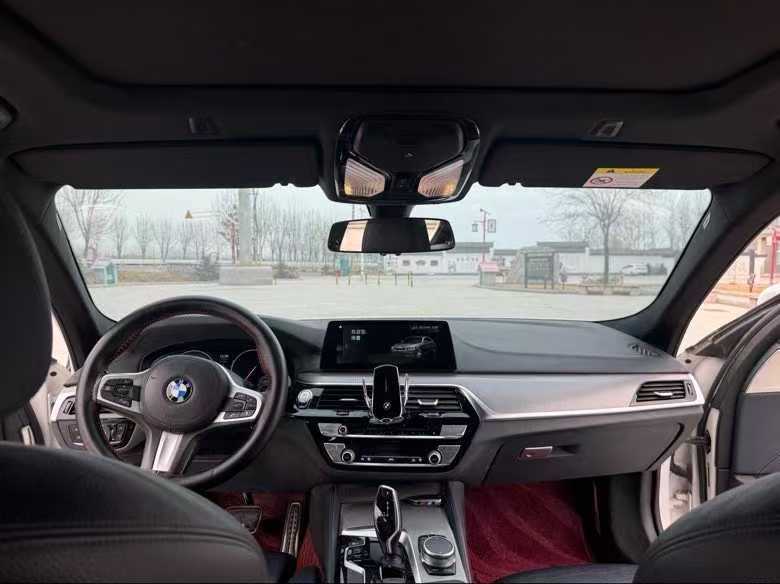 徐州19年宝马5系4