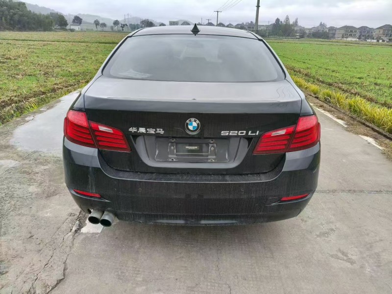 杭州16年宝马5系9