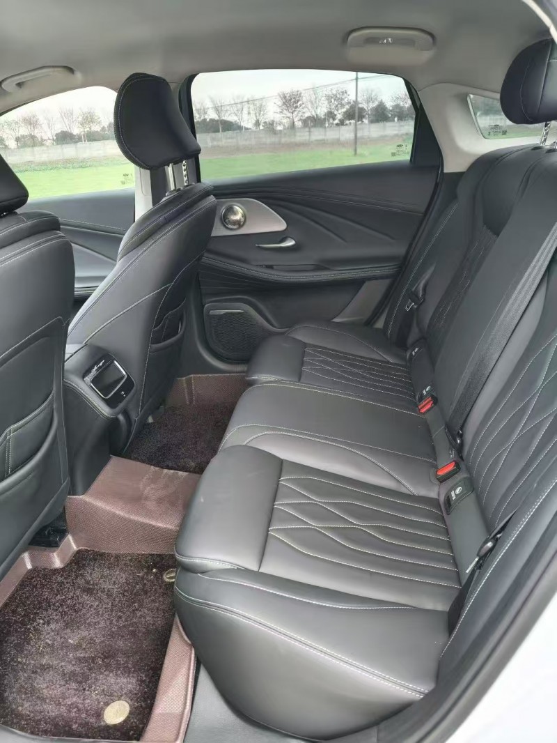 杭州25年奇瑞艾瑞泽4