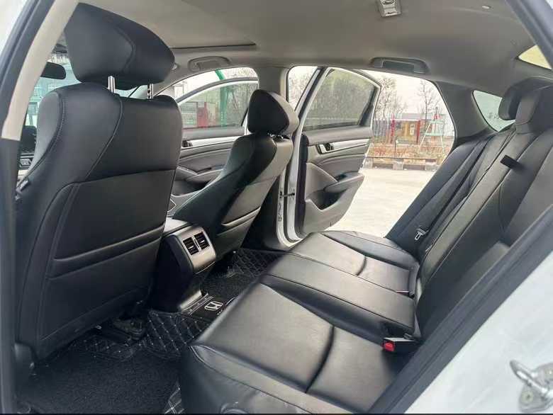 徐州19年本田雅阁6