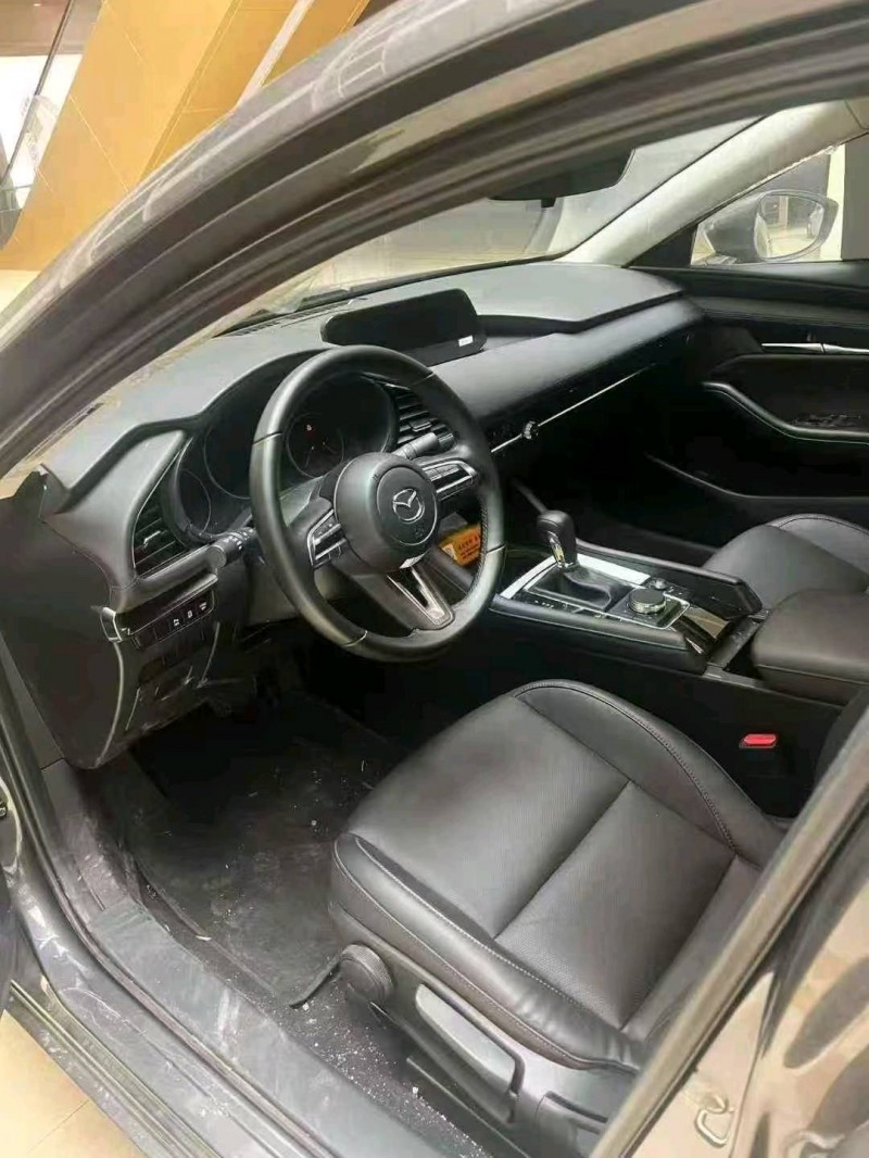 蚌埠25年马自达昂克赛拉6