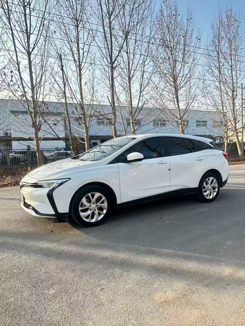 菏泽23年别克微蓝2