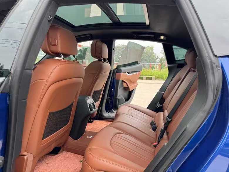 徐州20年玛莎拉蒂Levante6