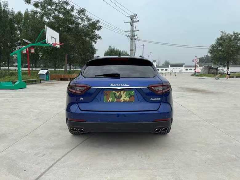 徐州20年玛莎拉蒂Levante9