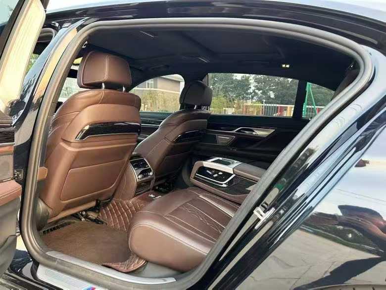 徐州21年宝马7系7