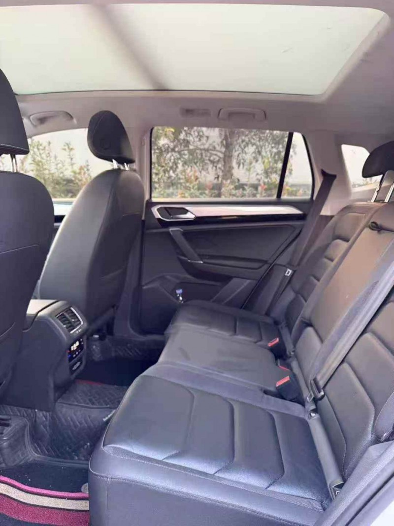 荆州22年大众探岳5