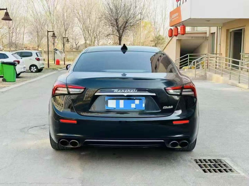 枣庄17年玛莎拉蒂Ghibli9