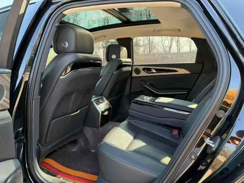 枣庄22年红旗H96