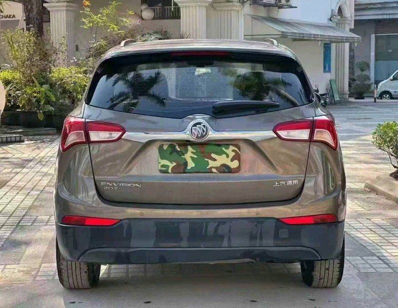 东莞18年别克昂科威5