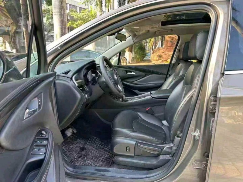 东莞18年别克昂科威9