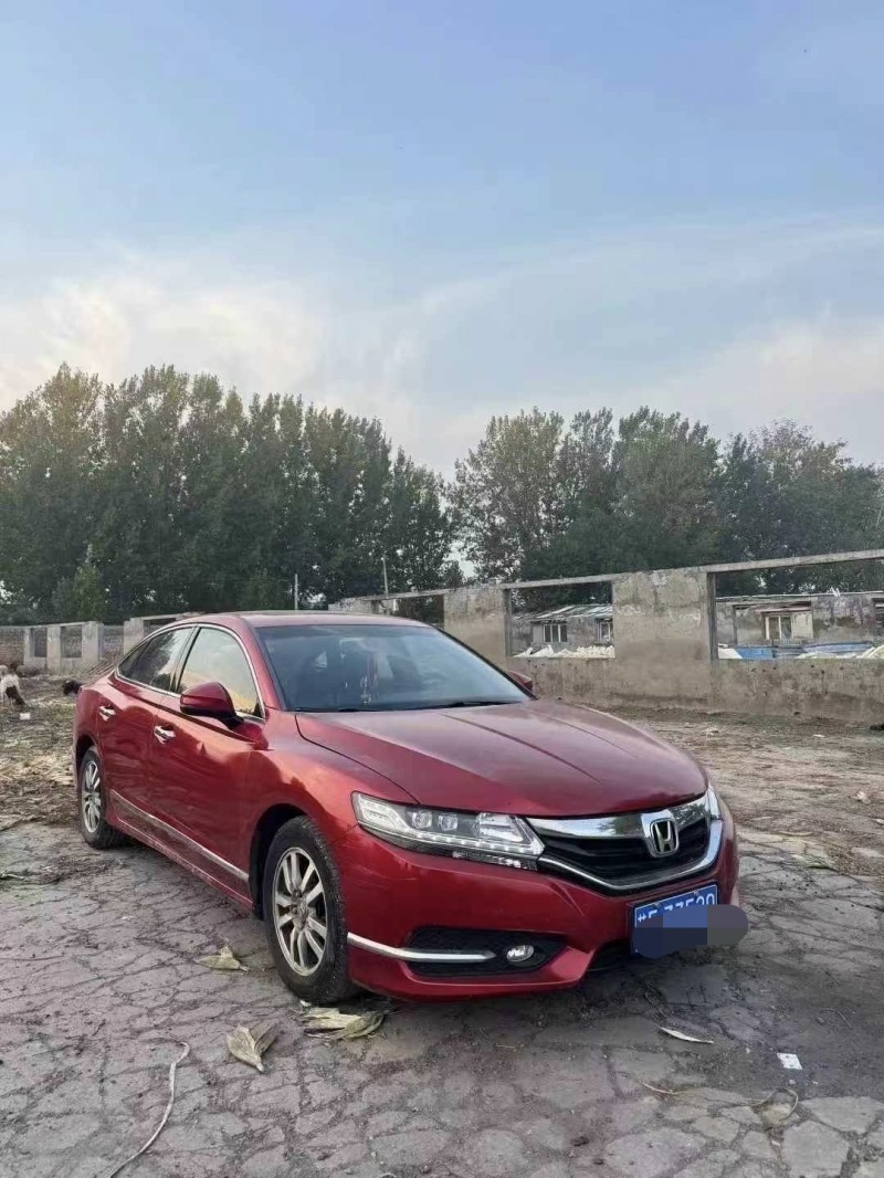 郑州17年本田雅阁2