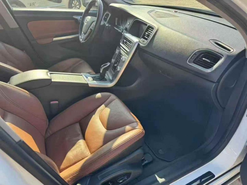 潍坊16年沃尔沃S60L4