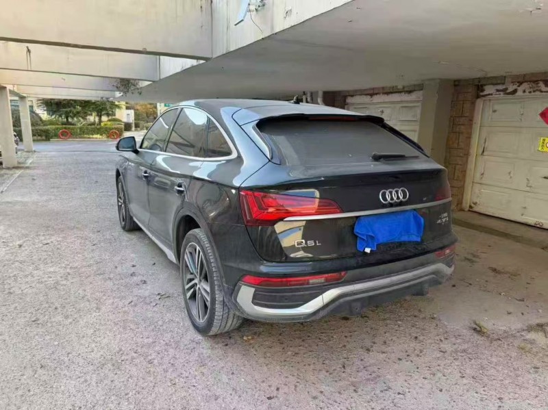 济南21年奥迪Q54