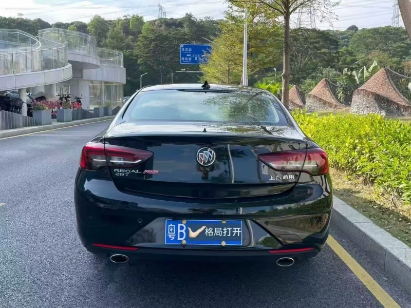 广州18年别克君威9