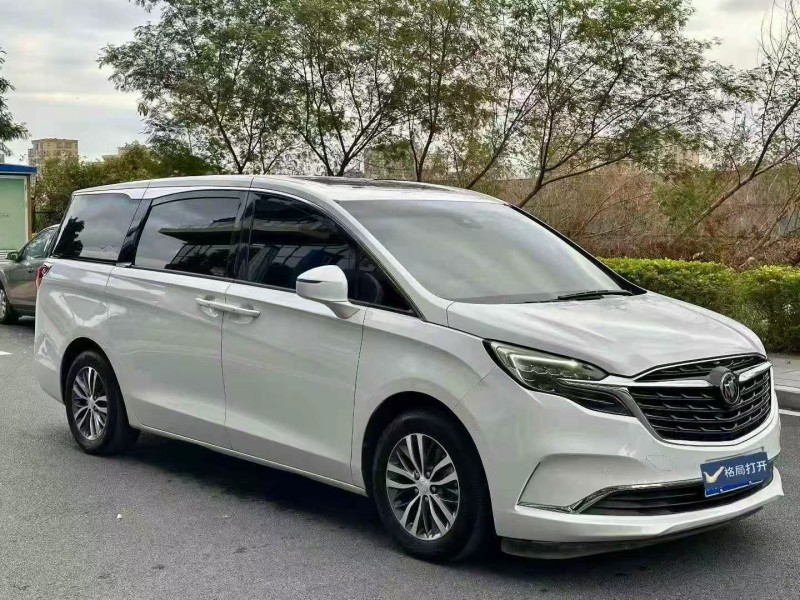 东莞21年别克GL82