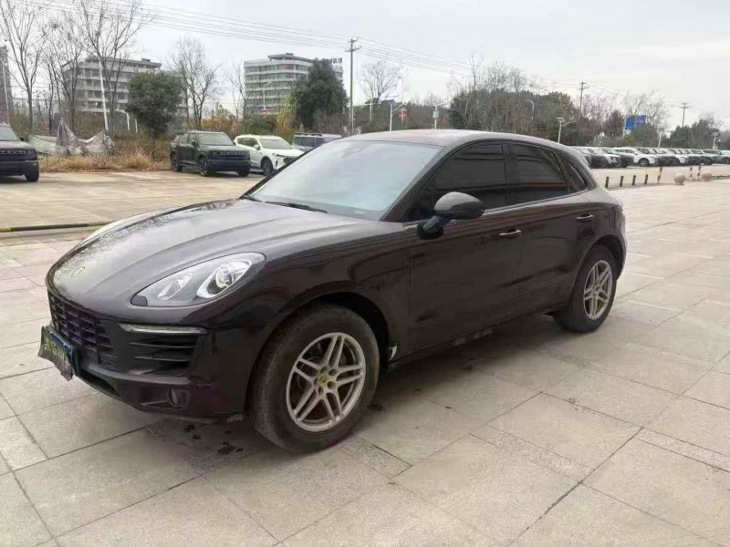 安庆17年保时捷Macan3