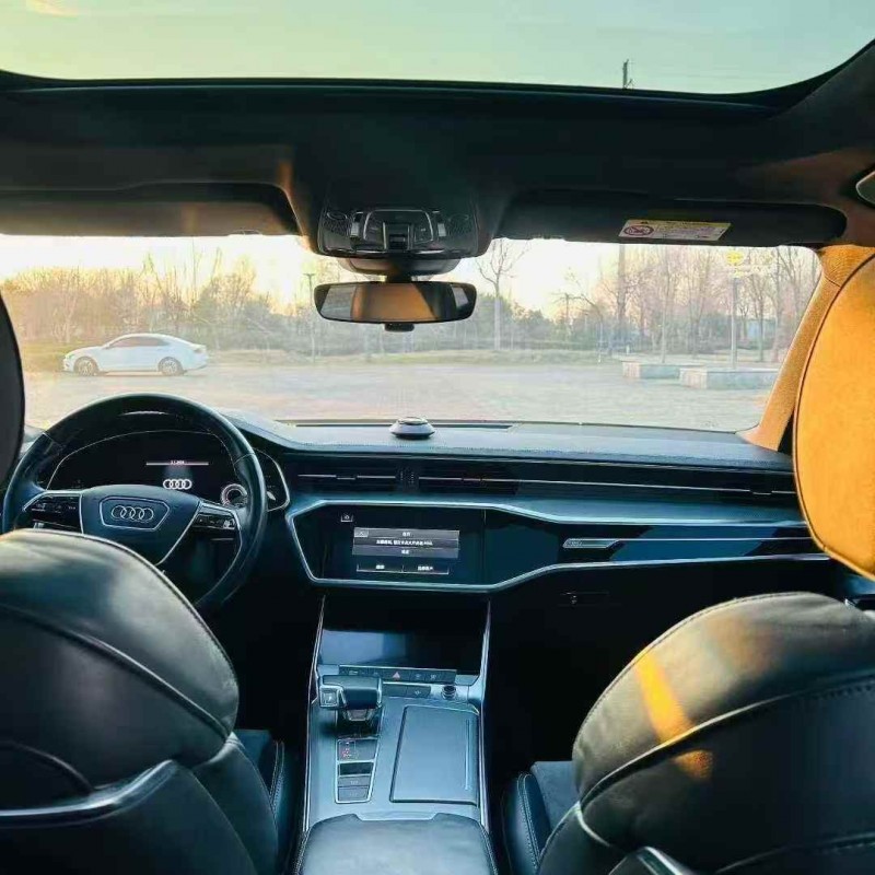 济宁21年奥迪A6L4