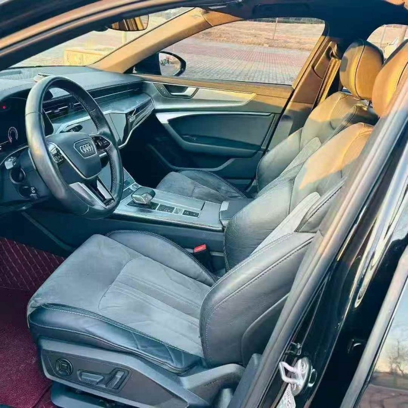 济宁21年奥迪A6L6