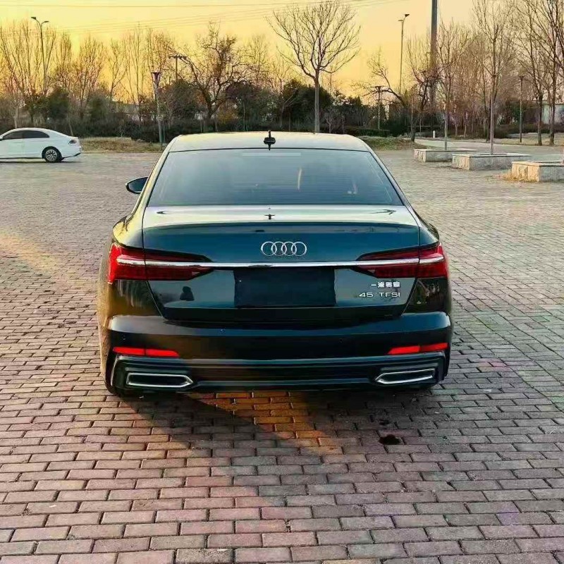 济宁21年奥迪A6L9