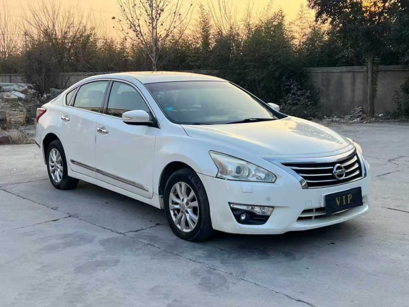 徐州15年日产天籁2