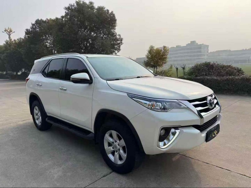 连云港18年丰田穿越者3