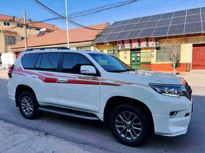 枣庄19年丰田普拉多2