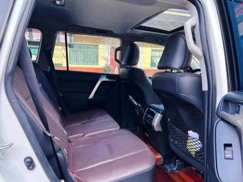 枣庄19年丰田普拉多6