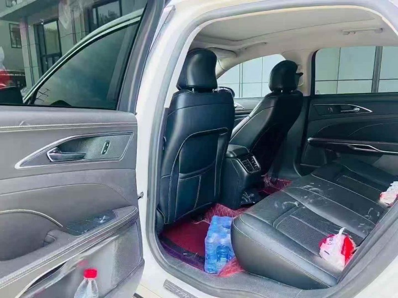 枣庄16年福特金牛座4