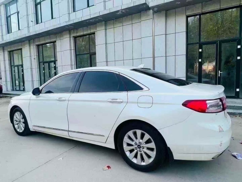 枣庄16年福特金牛座7