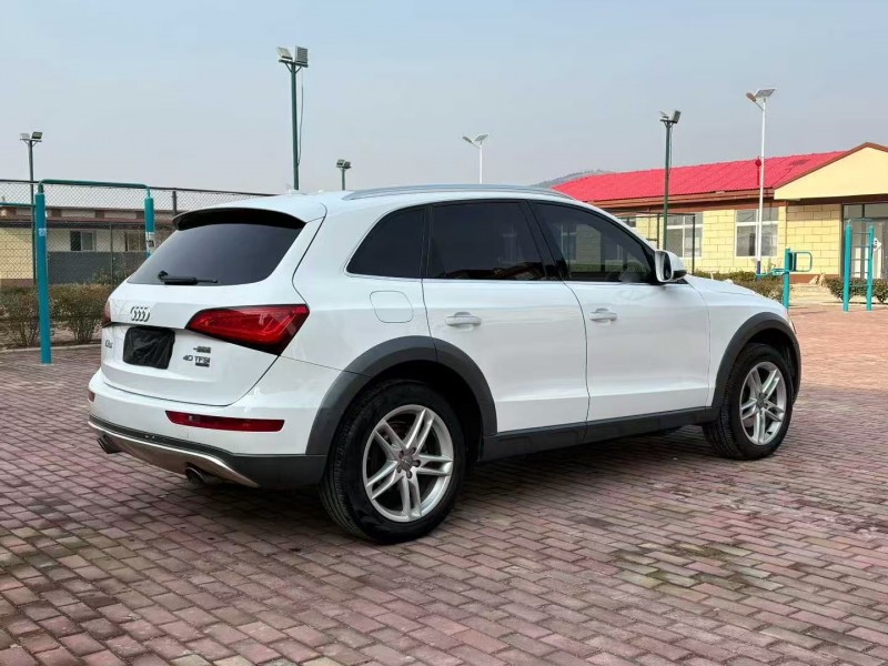 青岛17年奥迪Q58