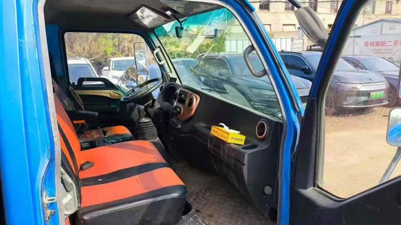 张家界19年江淮康铃6