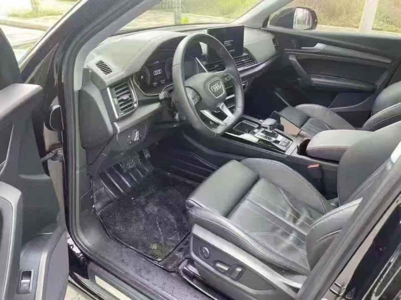 连云港22年奥迪Q56