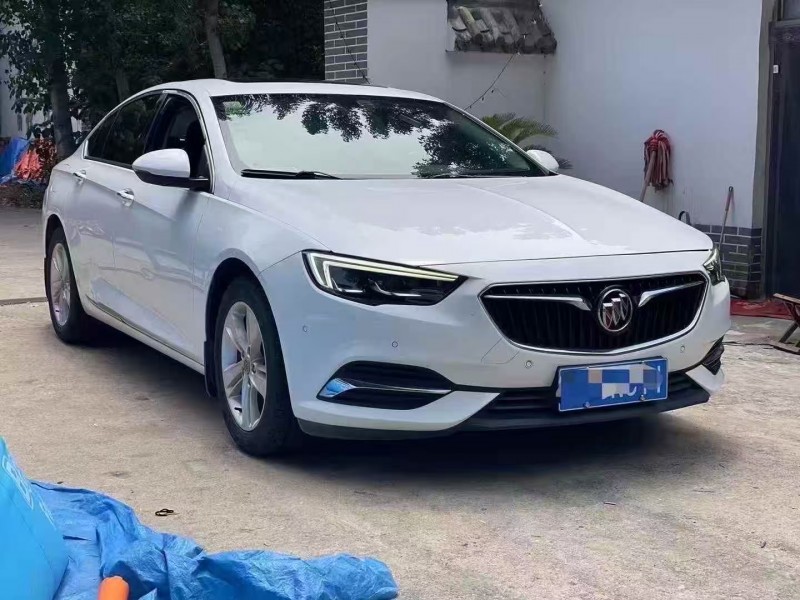 济宁20年别克君威3