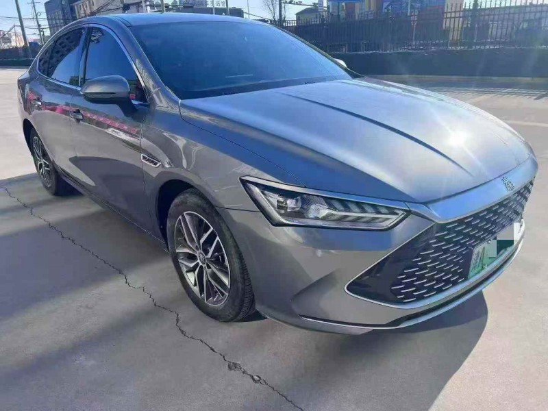 邢台23年比亚迪秦3