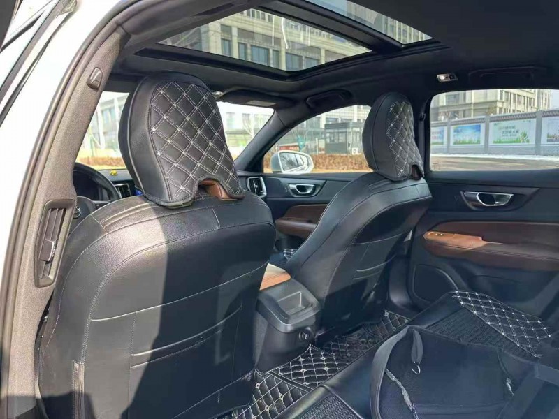 长治20年沃尔沃S60L5