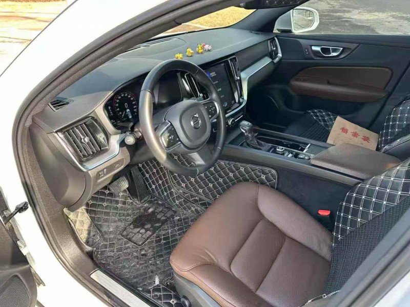 长治20年沃尔沃S60L6