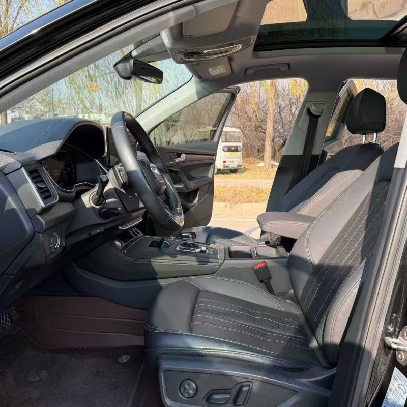 青岛21年奥迪Q57