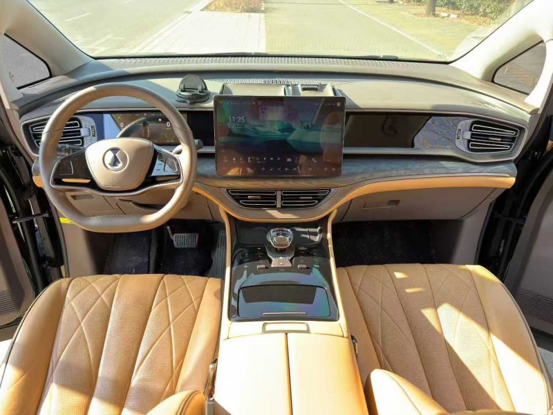 枣庄23年腾势D97