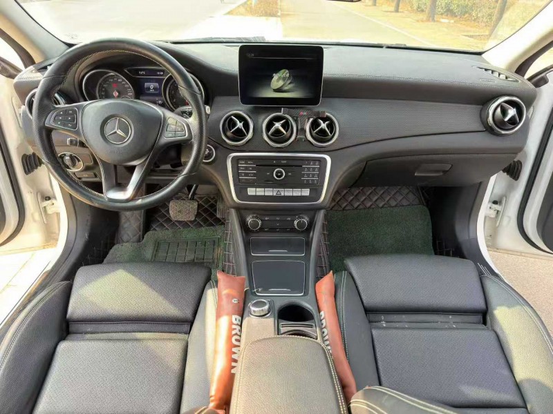 滨州17年奔驰GLA9