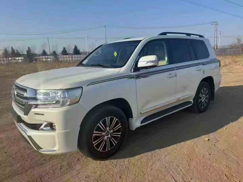 枣庄17年丰田兰德酷路泽3