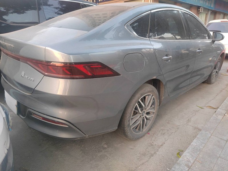 东莞23年比亚迪秦2