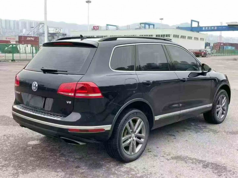 重庆18年大众途锐7