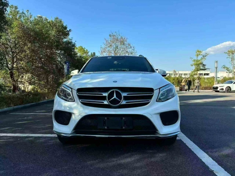 重庆17年奔驰GLE1