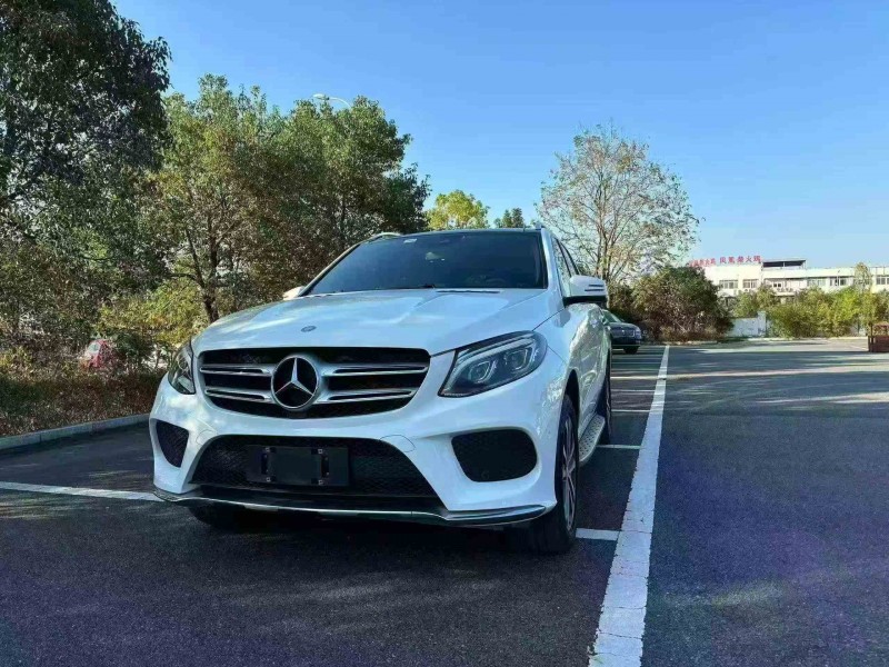 重庆17年奔驰GLE3