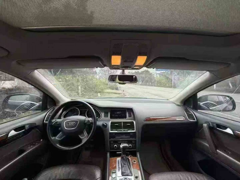 重庆15年奥迪Q78