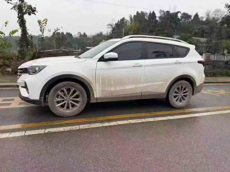 重庆22年奇瑞捷途3