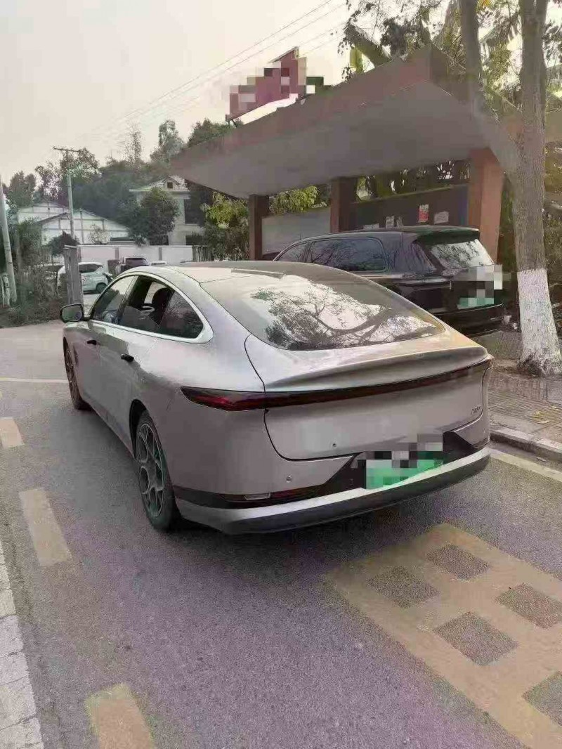 重庆25年长安汽车启源8